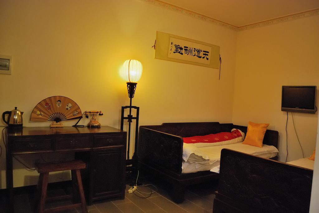 Templeside Deluxe Hutong Hotel Пекин Екстериор снимка