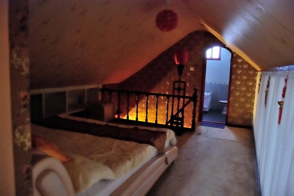 Templeside Deluxe Hutong Hotel Пекин Екстериор снимка