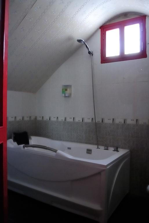Templeside Deluxe Hutong Hotel Пекин Екстериор снимка